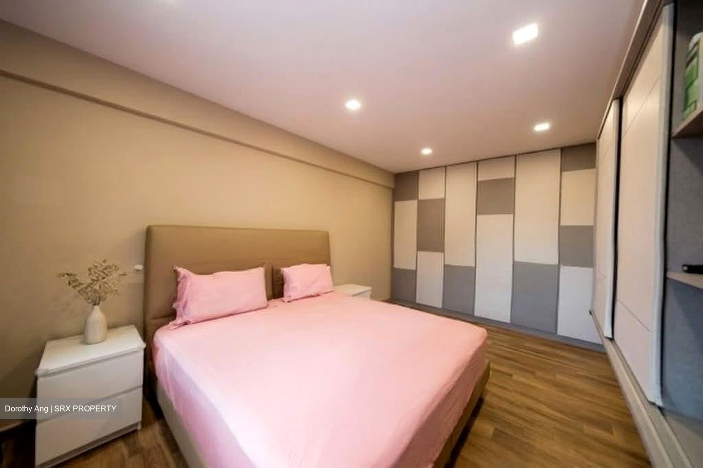 Blk 328 Tampines Street 32 (Tampines), HDB Executive #568070531